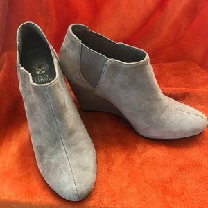 Beige Suede Vince Camuto Sz 9 Ankle Boots